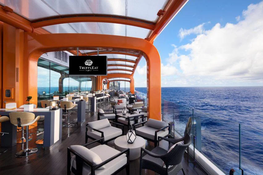 cruise-ship-shop-franchise-truffleat-2